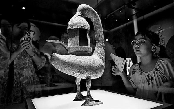 360配资 二〇二五，那些难忘的文化新图景